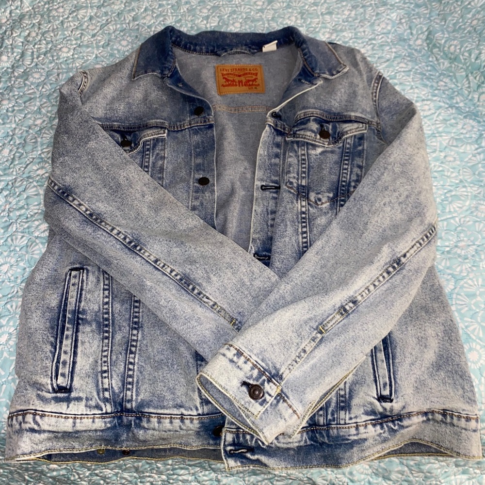 Levi’a Jean Jacket